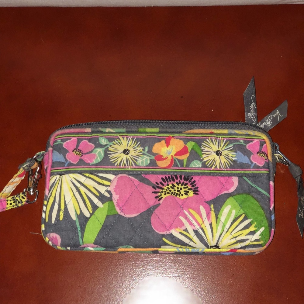 Vera Bradley wristlet matches crossbody